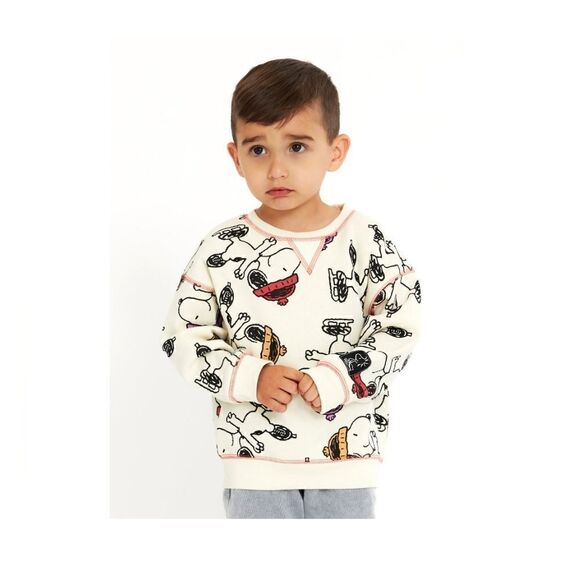 Nwt Boy or Girl Unisex Peanuts Snoopy Crewneck Sweatshirt - Picture 2 of 8